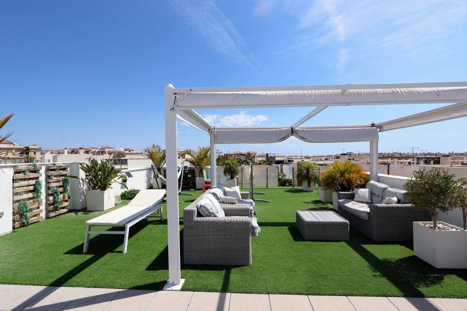 5 camera da letto Villa in vendita in Villamartin con piscina garage - 499.000 € (Rif: 9110965)