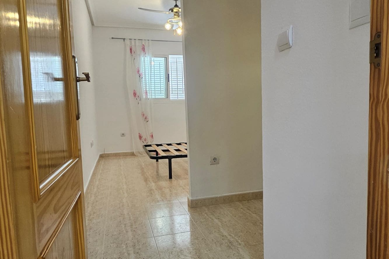 2 bedroom Apartment for sale in Playa Flamenca with pool - € 195,800 (Ref: 9113049)