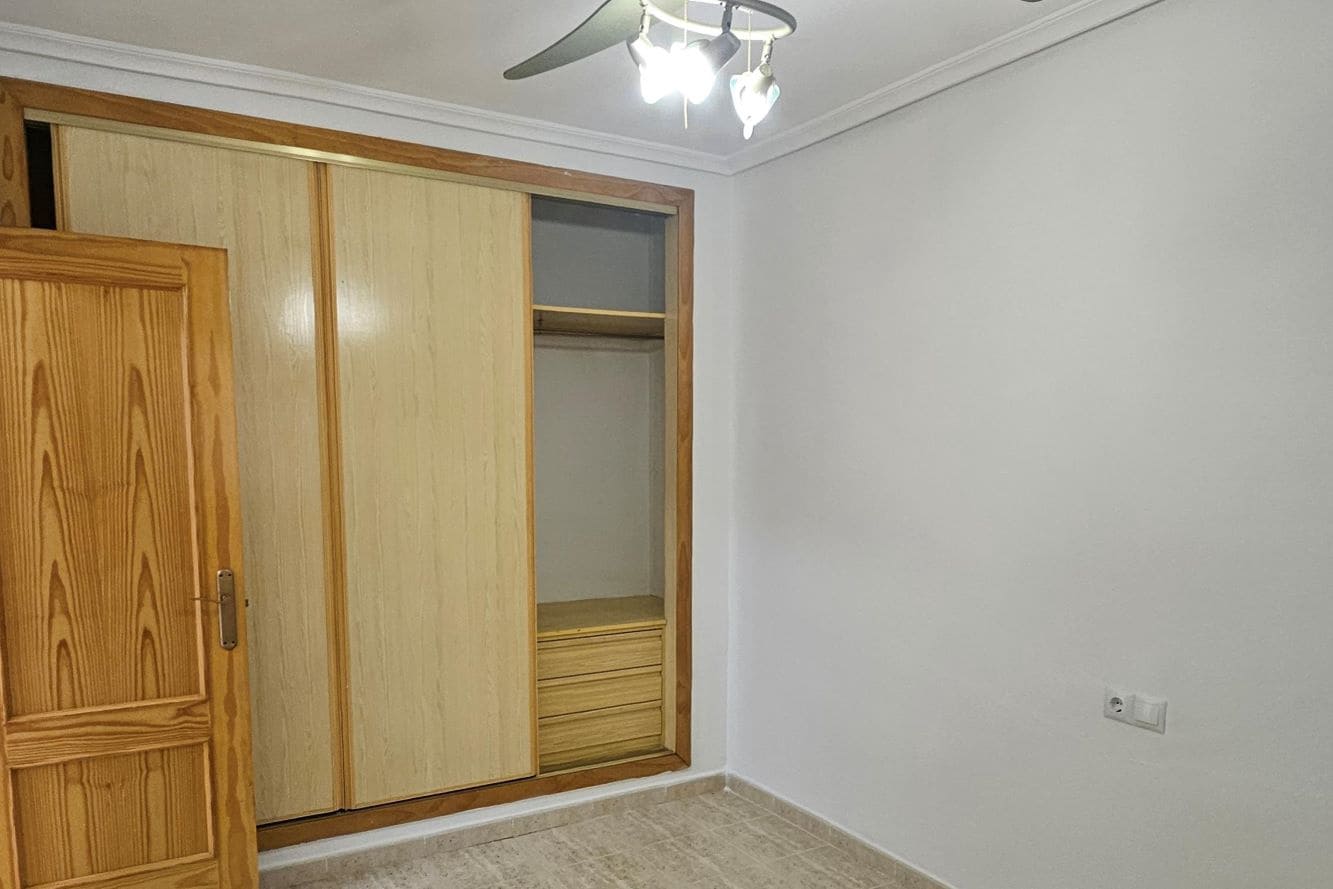 2 bedroom Apartment for sale in Playa Flamenca with pool - € 195,800 (Ref: 9113049)