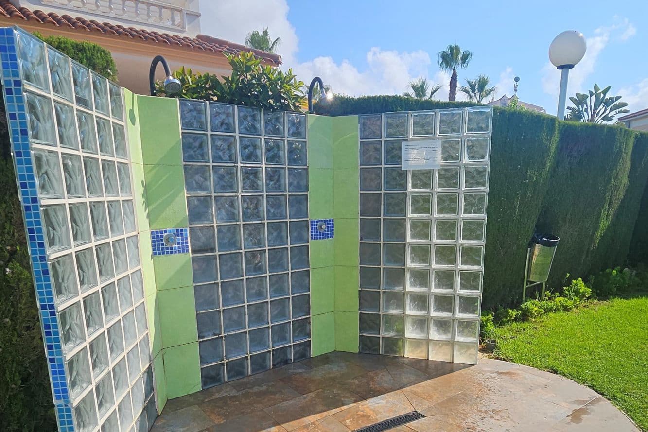 2 bedroom Apartment for sale in Playa Flamenca with pool - € 195,800 (Ref: 9113049)