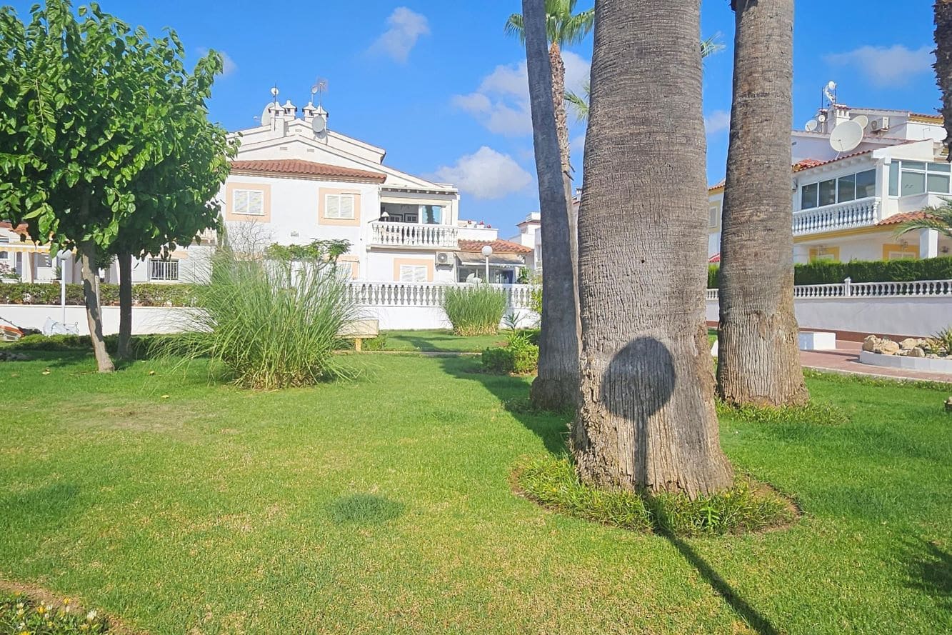 2 bedroom Apartment for sale in Playa Flamenca with pool - € 195,800 (Ref: 9113049)