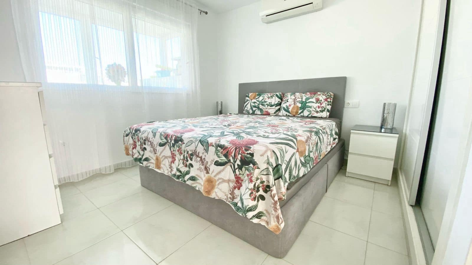 3 quarto Apartamento para venda em La Zenia com piscina - 215 000 € (Ref: 9113052)