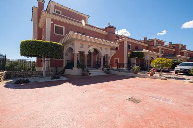 3 sovrum Lägenhet till salu i Las Ramblas Golf, Orihuela med pool garage - 369 000 € (Ref: 9117451)