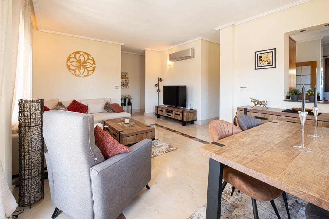 3 sypialnia Apartament na sprzedaż w Las Ramblas Golf z basenem garażem - 369 000 € (Ref: 9117451)