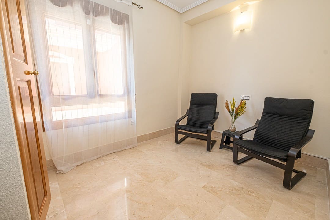 3 sypialnia Apartament na sprzedaż w Las Ramblas Golf z basenem garażem - 369 000 € (Ref: 9117451)