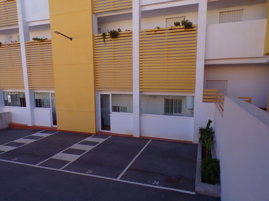 2 bedroom Apartment for sale in Villamartin with pool garage - € 219,995 (Ref: 9131135)