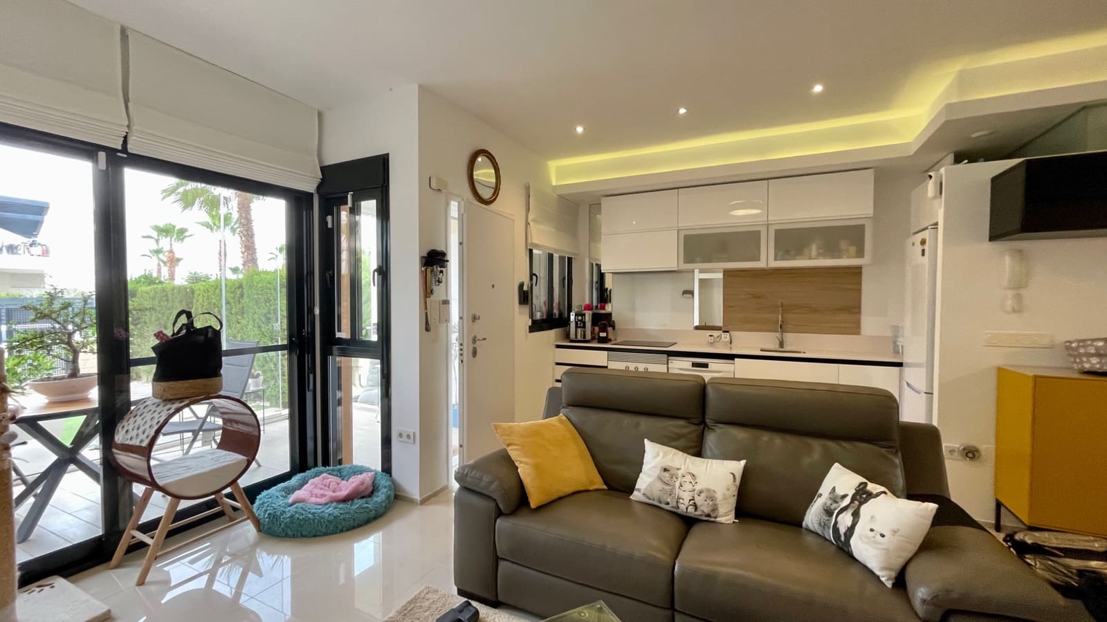 2 soverom Leilighet til salgs i Los Dolses med svømmebasseng garasje - € 229 000 (Ref: 9135641)