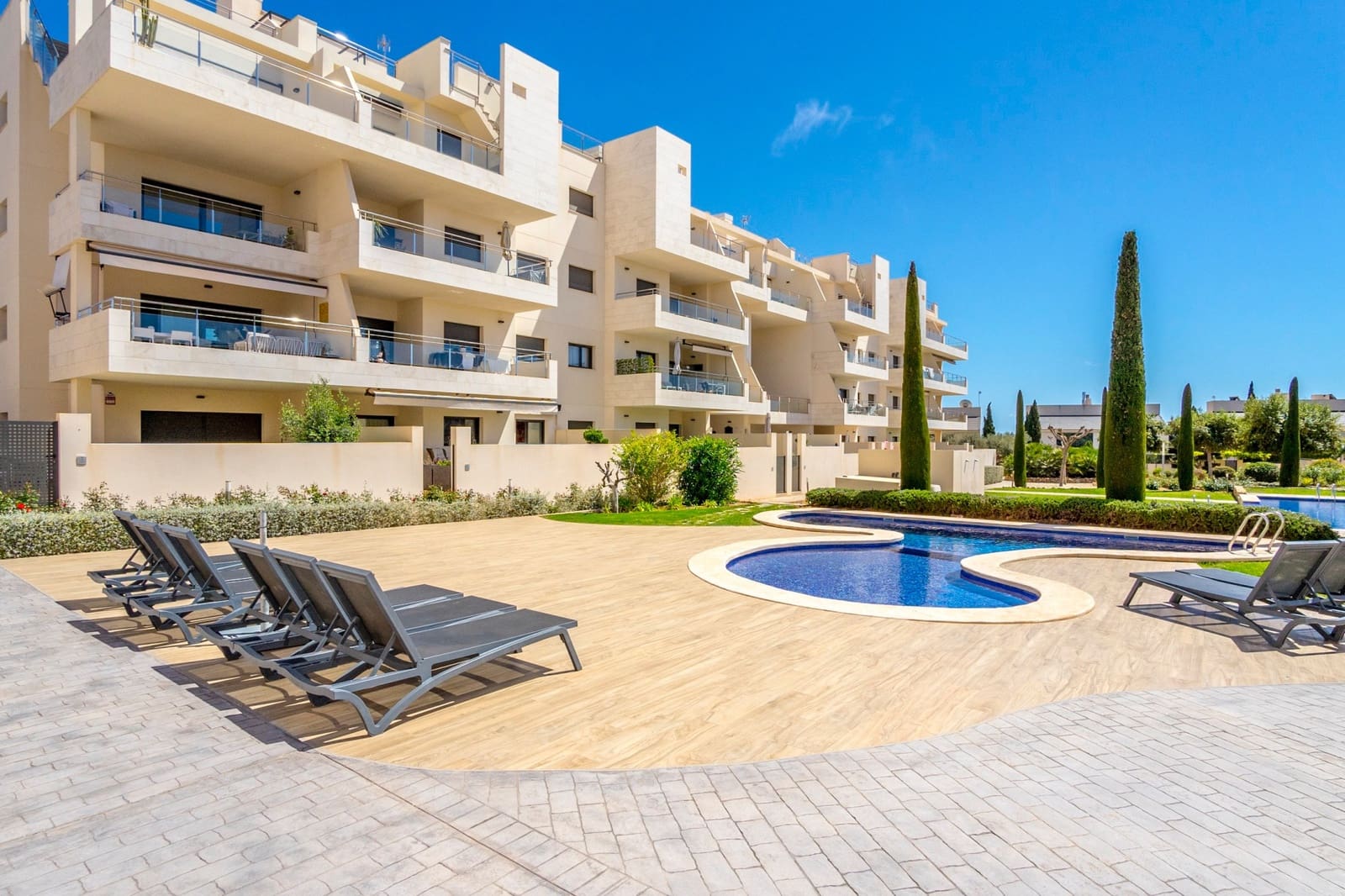 2 soveværelse Lejlighed til salg i Los Dolses med swimmingpool garage - € 289.000 (Ref: 9135891)