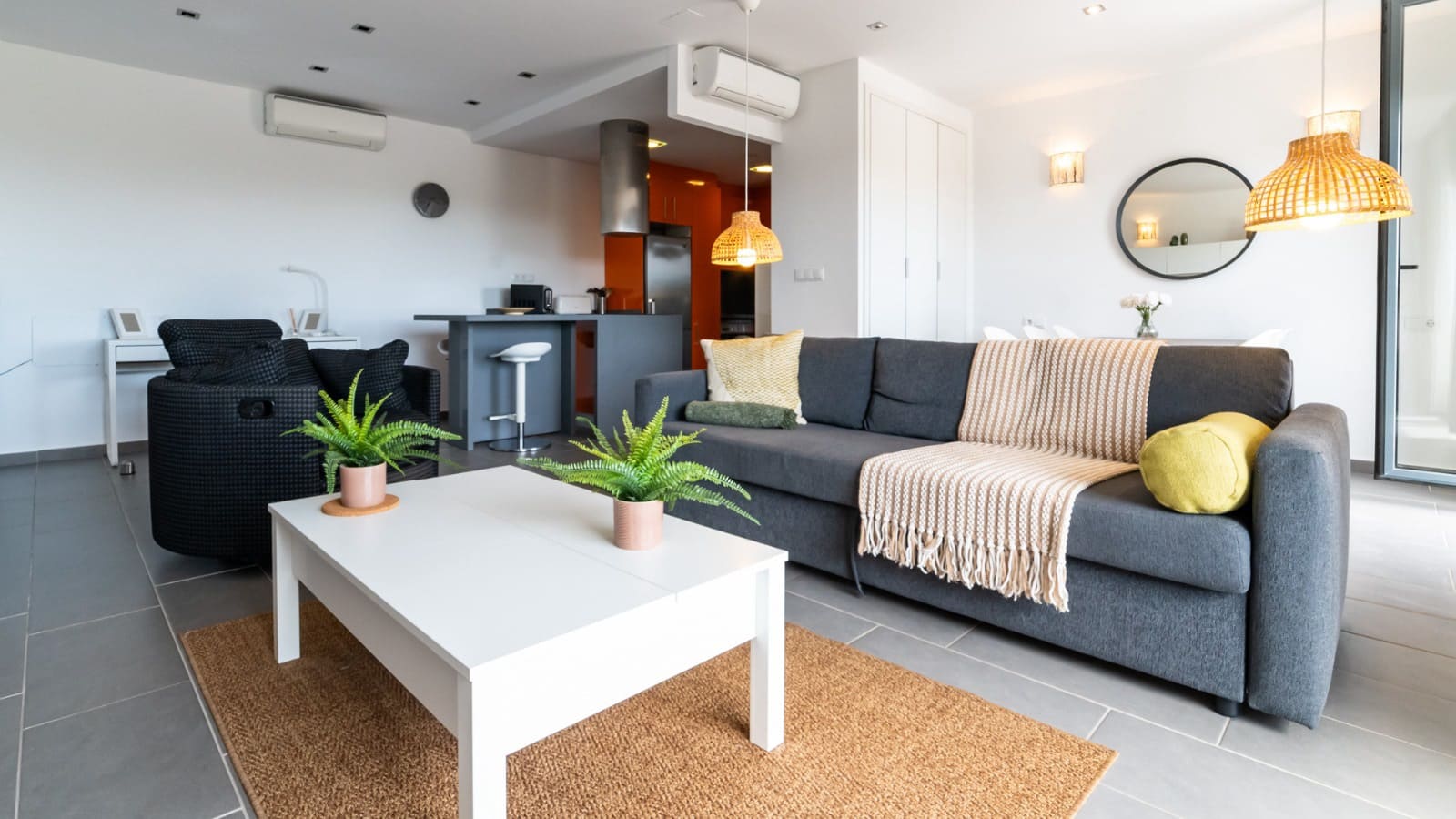 2 bedroom Apartment for sale in Villamartin with pool garage - € 270,000 (Ref: 9135923)