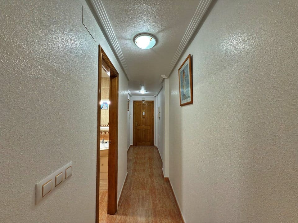 2 bedroom Apartment for sale in Playa Flamenca with pool - € 129,000 (Ref: 9146031)