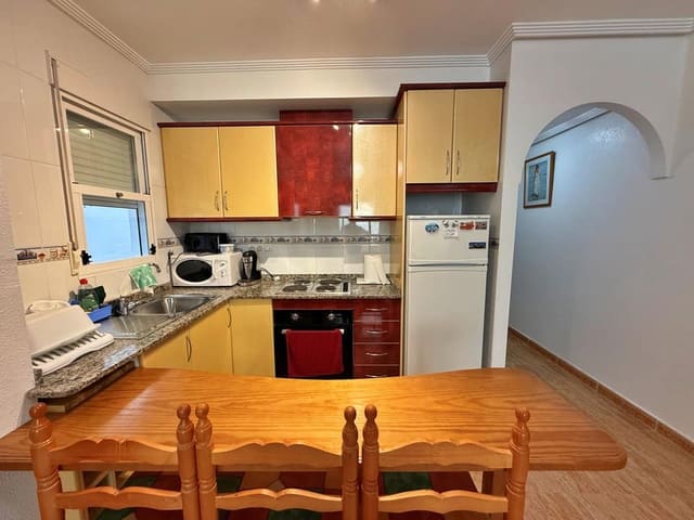 2 slaapkamer Appartement te koop in Playa Flamenca, Orihuela met zwembad - € 129.000 (Ref: 9146031)