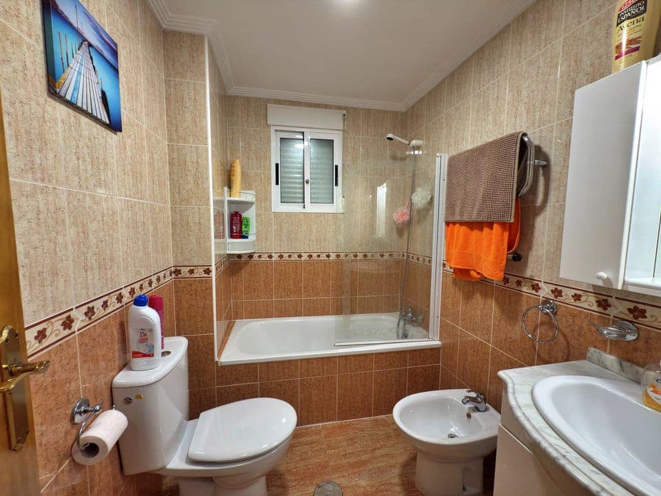 2 bedroom Apartment for sale in Playa Flamenca with pool - € 129,000 (Ref: 9146031)