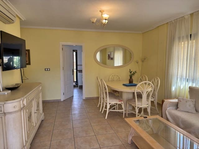 4 bedroom Villa for sale in Villamartin, Orihuela with pool garage - € 355,000 (Ref: 9146040)