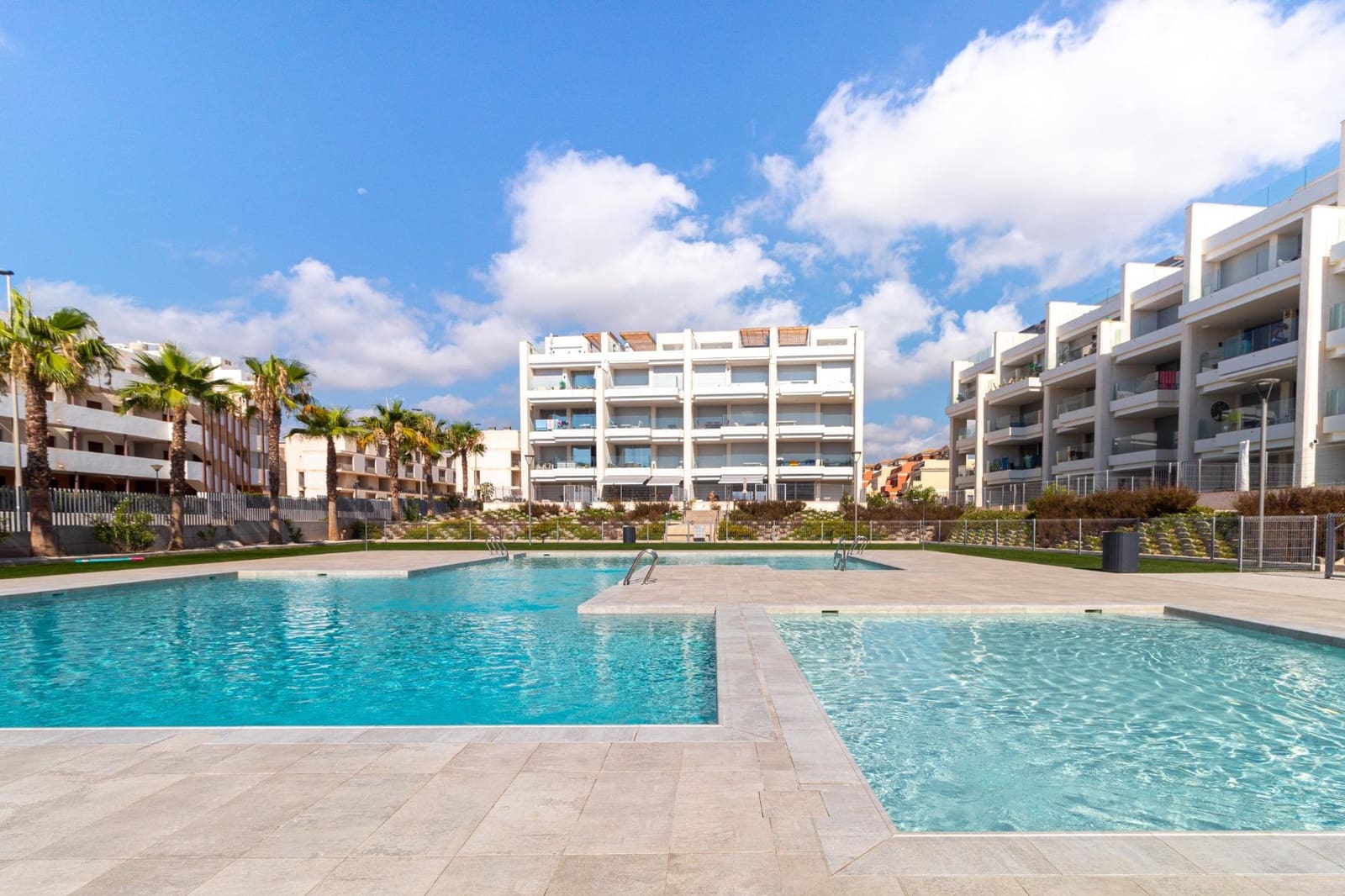 2 soveværelse Lejlighed til salg i Los Dolses med swimmingpool garage - € 314.900 (Ref: 9146258)