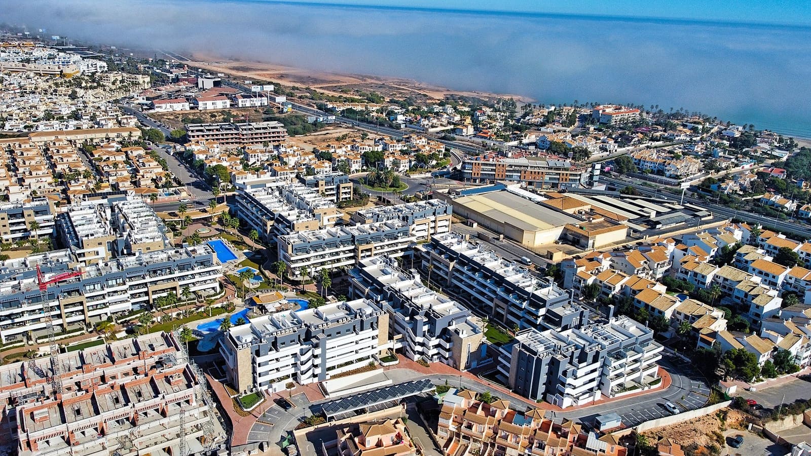 2 soverom Leilighet til salgs i Playa Flamenca med svømmebasseng garasje - € 412 000 (Ref: 9162743)