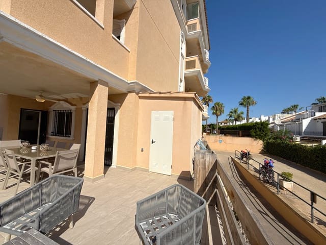 2 soveværelse Lejlighed til salg i Cabo Roig, Orihuela med swimmingpool - € 239.950 (Ref: 9168170)