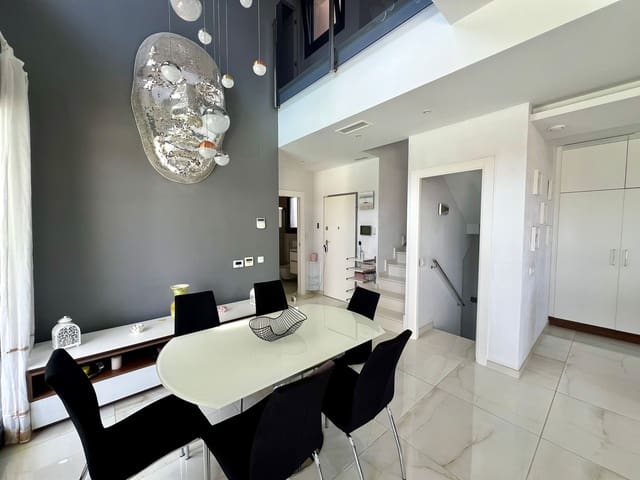 4 makuuhuone Huvila myytävänä paikassa Lomas de Cabo Roig - Los Dolses, Orihuela mukana uima-altaan 
autotalli - 790 000 € (Ref: 9175646)