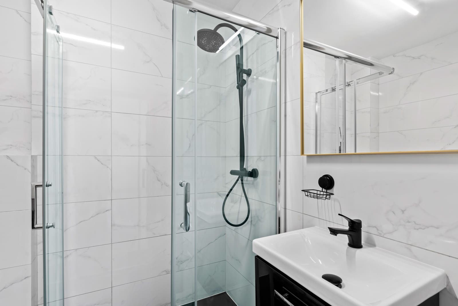 2 soveværelse Lejlighed til salg i La Zenia med swimmingpool garage - € 224.995 (Ref: 9186040)