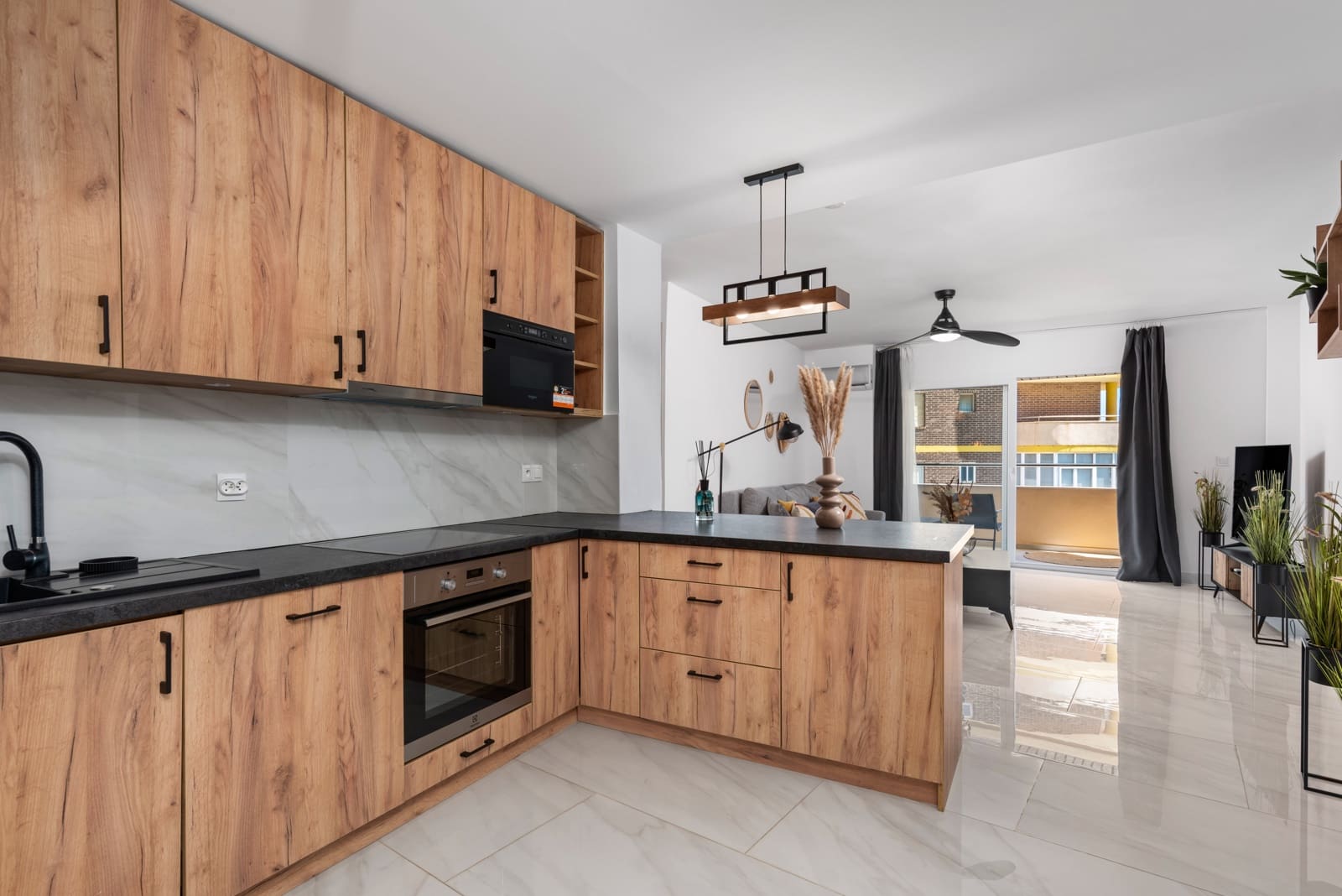 2 soveværelse Lejlighed til salg i La Zenia med swimmingpool garage - € 224.995 (Ref: 9186040)