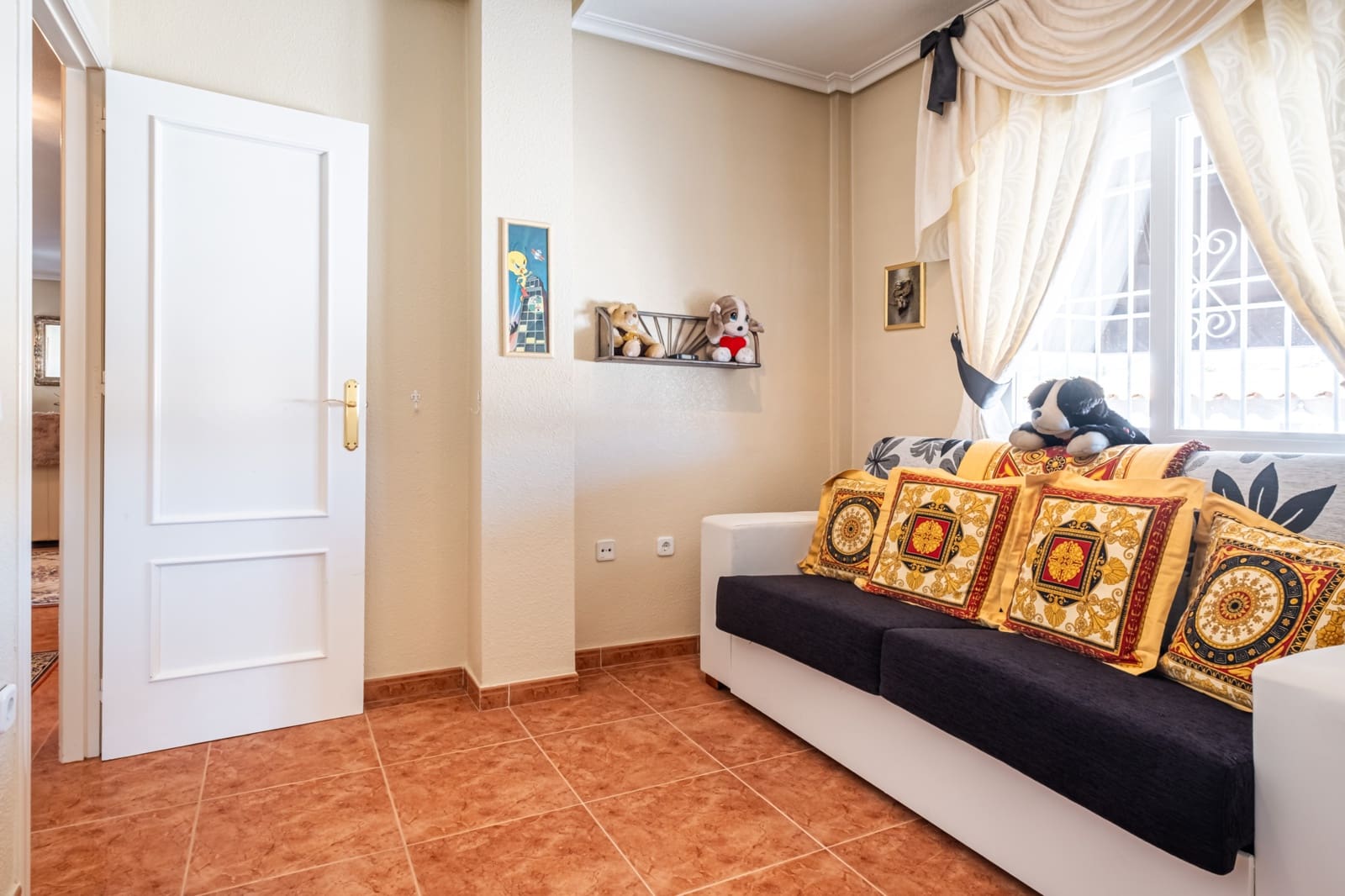 5 Zimmer Villa zu verkaufen in Playa Flamenca mit Pool Garage - 790.000 € (Ref: 9186110)