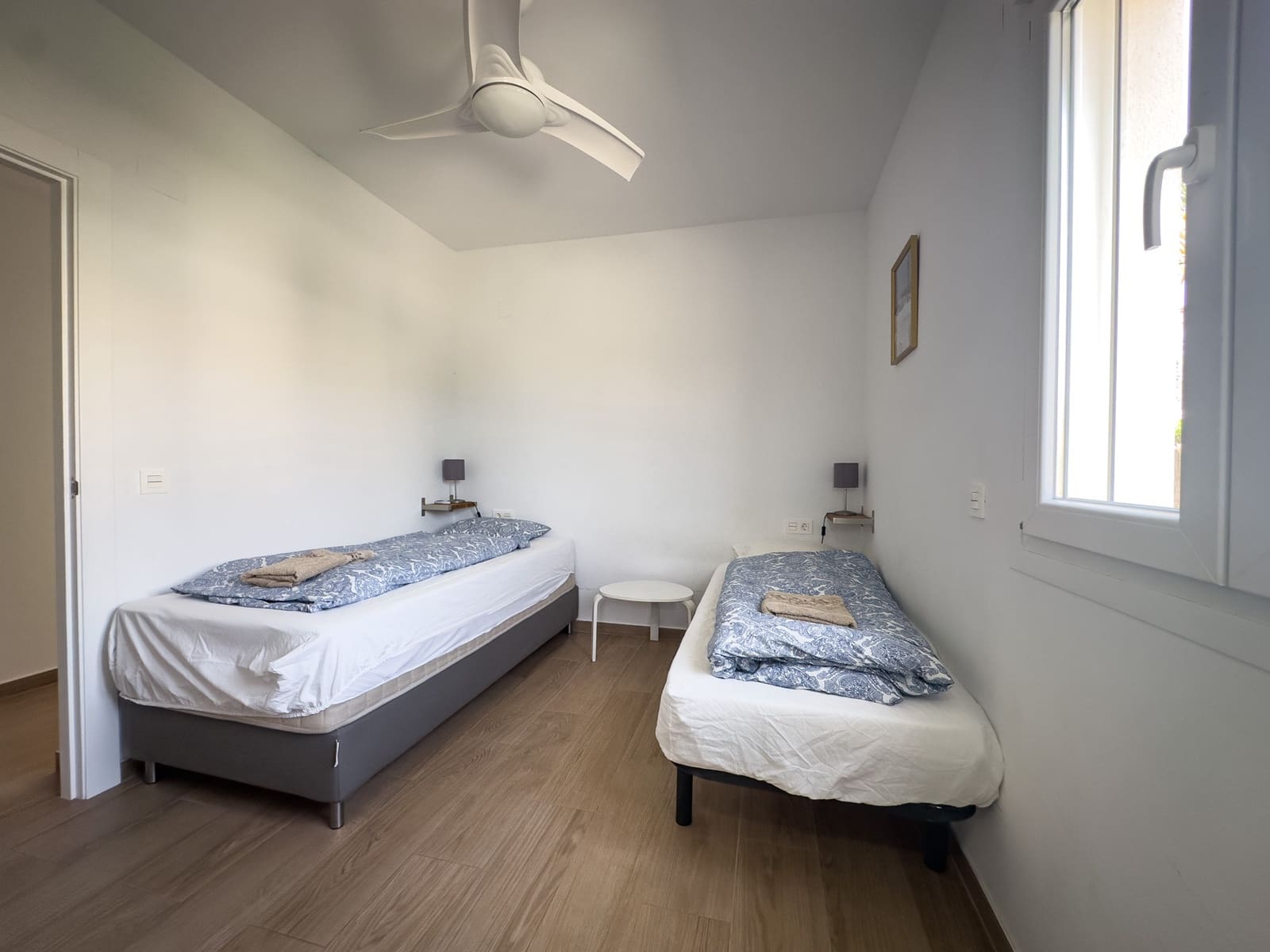 3 sypialnia Willa na sprzedaż w Playa Flamenca z basenem garażem - 899 000 € (Ref: 9186171)