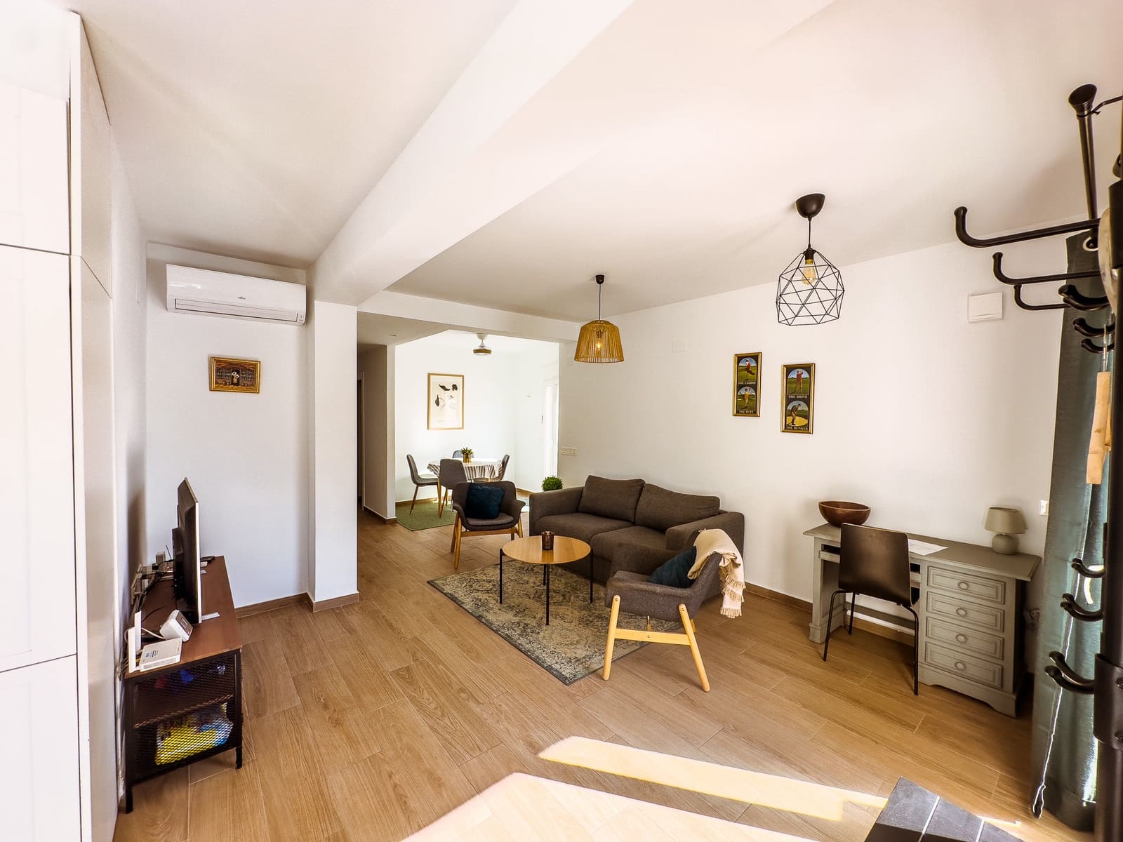 3 sypialnia Willa na sprzedaż w Playa Flamenca z basenem garażem - 899 000 € (Ref: 9186171)