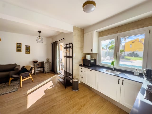 3 soverom Villa til salgs i Playa Flamenca, Orihuela med svømmebasseng garasje - € 899 000 (Ref: 9186171)