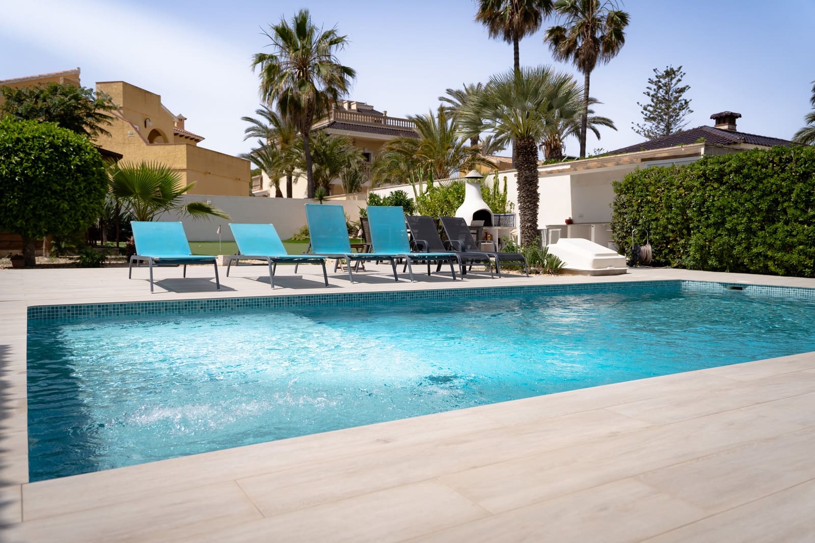 3 sypialnia Willa na sprzedaż w Playa Flamenca z basenem garażem - 899 000 € (Ref: 9186171)