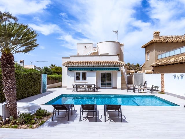 3 soverom Villa til salgs i Playa Flamenca, Orihuela med svømmebasseng garasje - € 899 000 (Ref: 9186171)