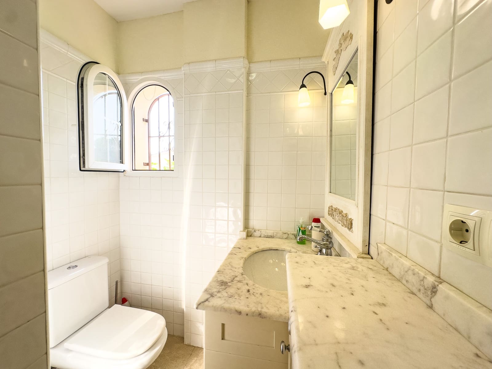 4 soverom Villa til salgs i Playa Flamenca med svømmebasseng garasje - € 930 000 (Ref: 9186178)