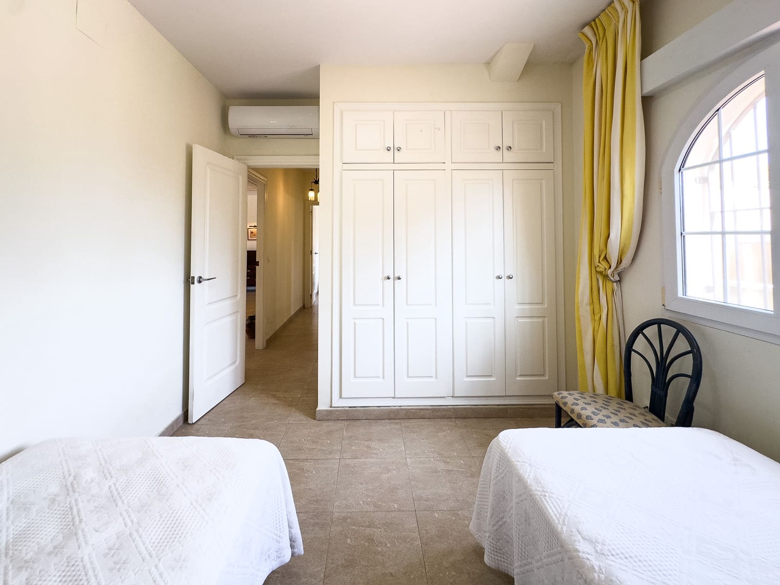 4 soverom Villa til salgs i Playa Flamenca med svømmebasseng garasje - € 930 000 (Ref: 9186178)