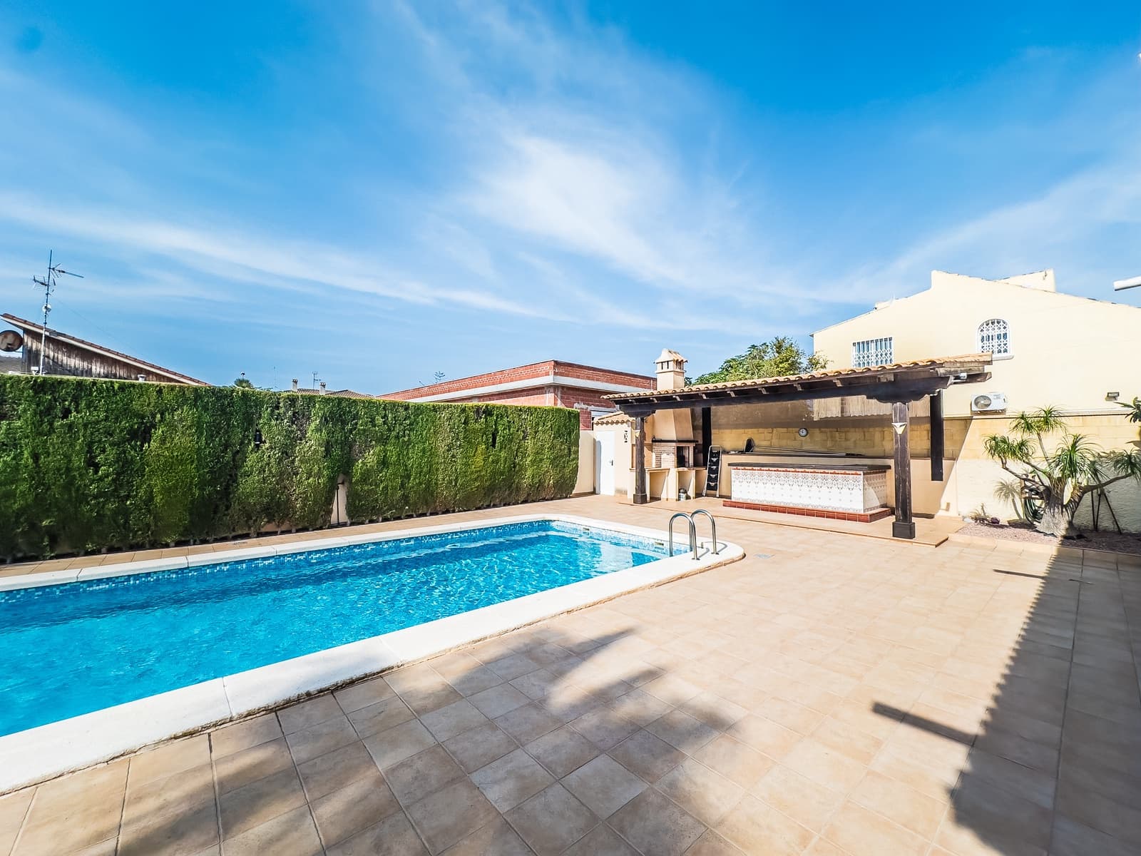 4 soverom Villa til salgs i Playa Flamenca med svømmebasseng garasje - € 930 000 (Ref: 9186178)
