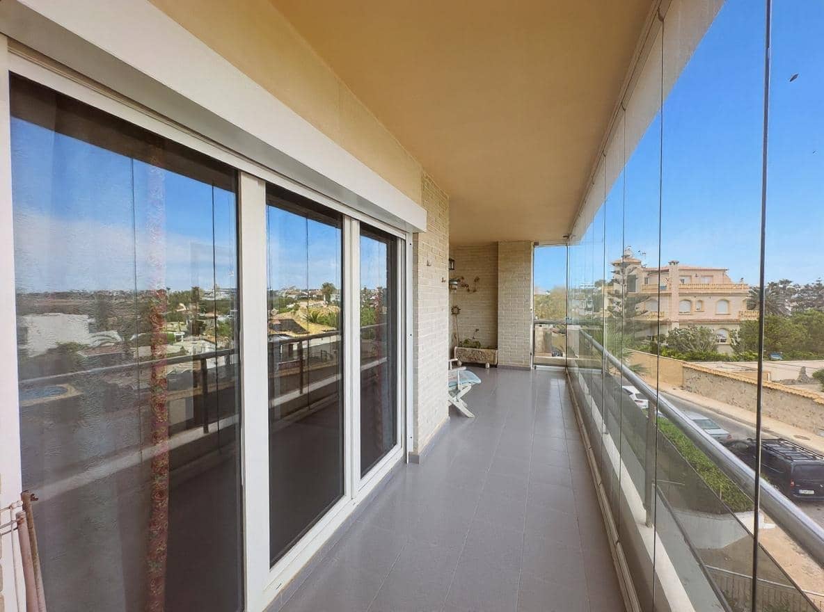 3 soverom Villa til salgs i Playa Flamenca med svømmebasseng garasje - € 349 000 (Ref: 9186181)