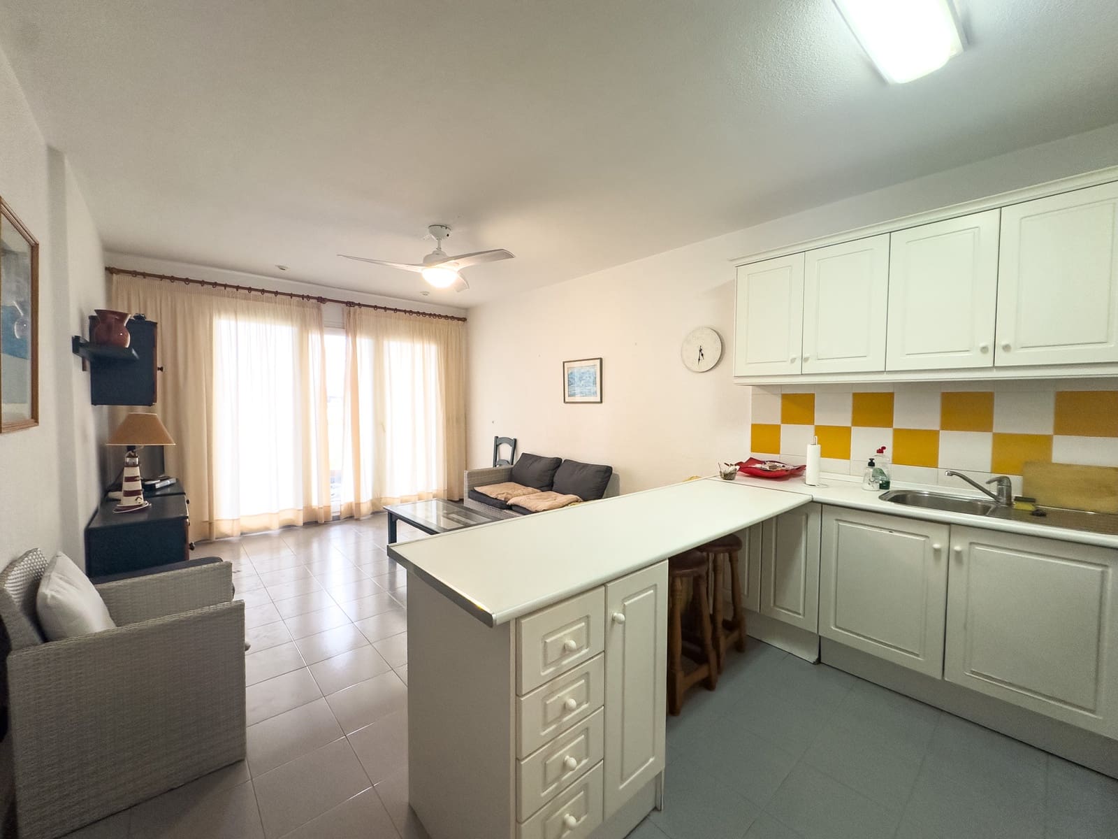 2 makuuhuone Huoneisto myytävänä paikassa Playa Flamenca mukana uima-altaan - 265 000 € (Ref: 9186184)