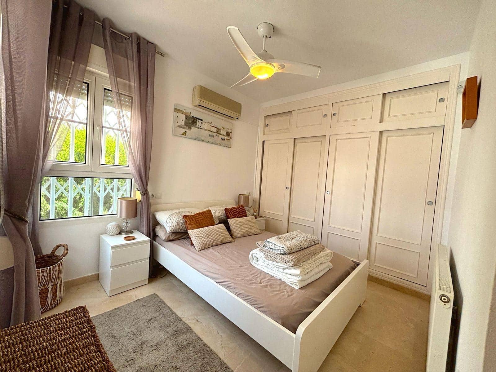 3 bedroom Villa for sale in Villamartin with pool garage - € 424,995 (Ref: 9190247)