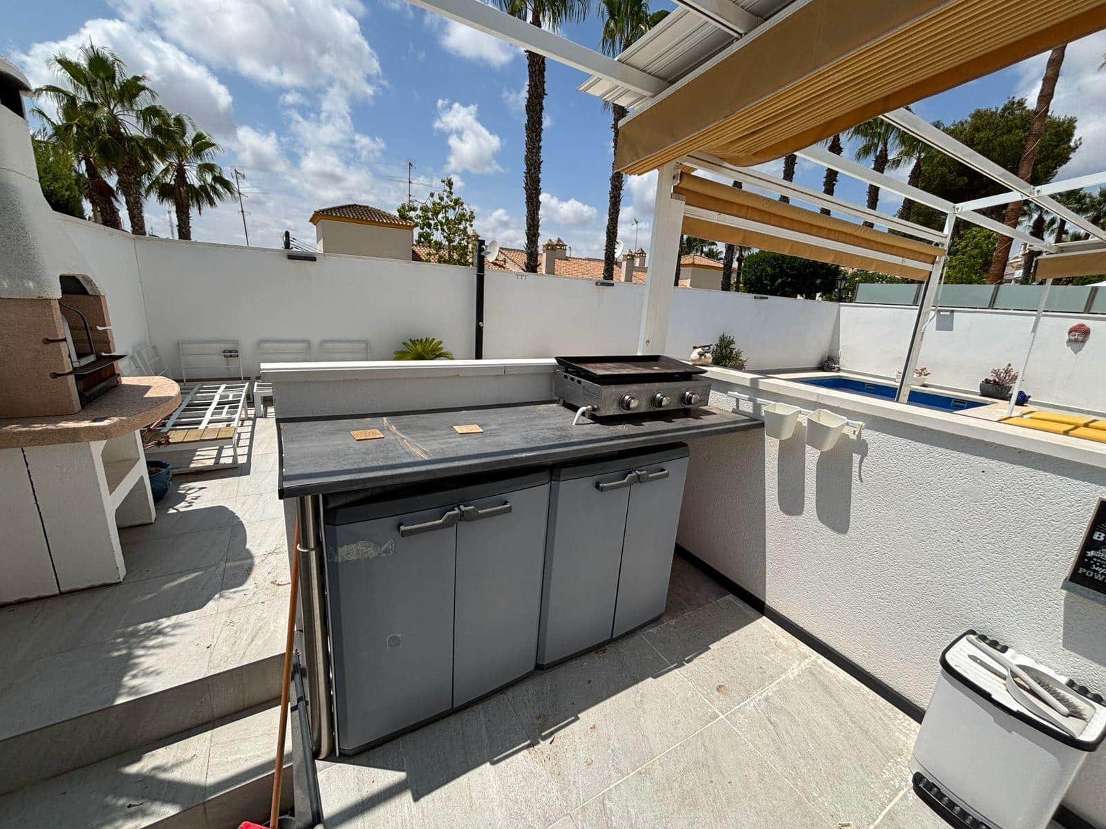 3 bedroom Villa for sale in Villamartin with pool garage - € 424,995 (Ref: 9190247)