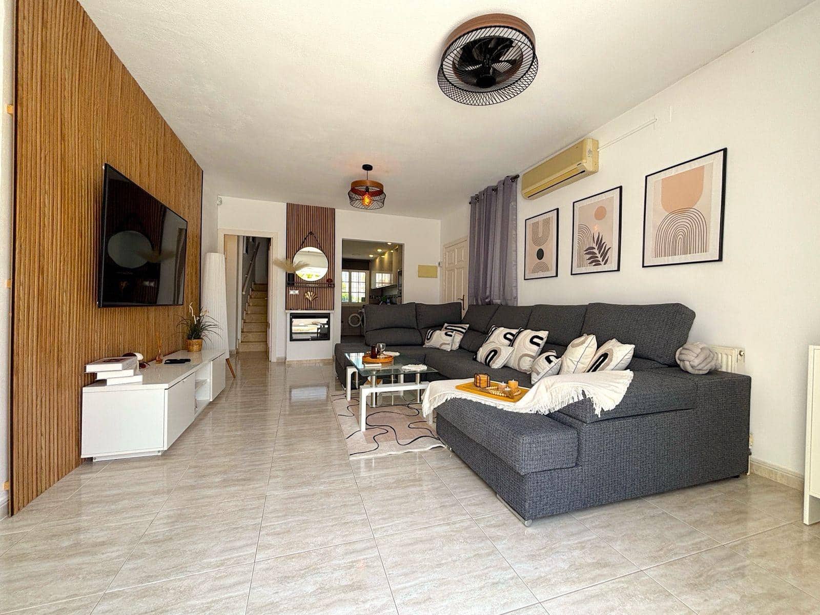 3 quarto Apartamento para venda em Villamartin com piscina - 424 995 € (Ref: 9190247)