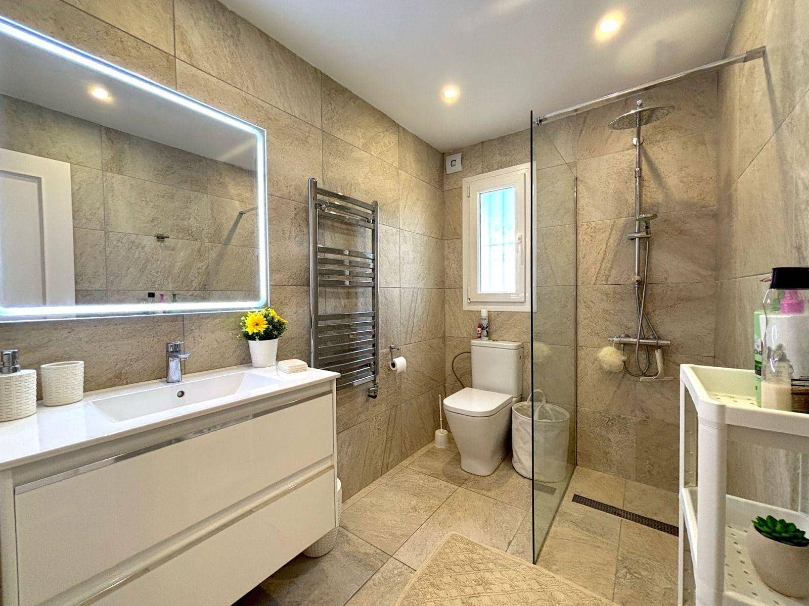 3 quarto Apartamento para venda em Villamartin com piscina - 424 995 € (Ref: 9190247)