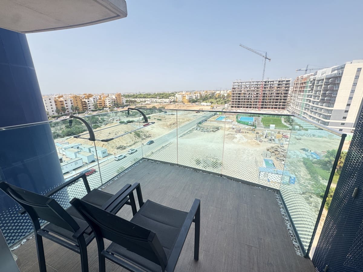 2 soveværelse Lejlighed til salg i Punta Prima med swimmingpool garage - € 440.000 (Ref: 9190248)