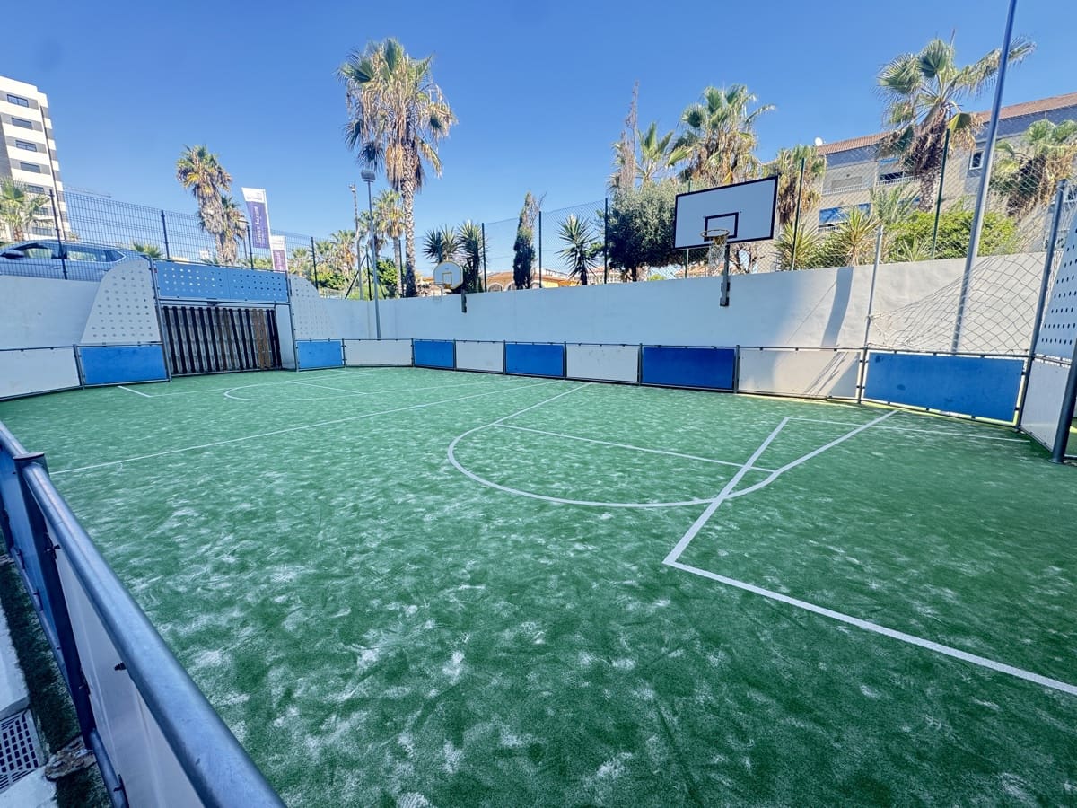 2 soveværelse Lejlighed til salg i Punta Prima med swimmingpool garage - € 440.000 (Ref: 9190248)