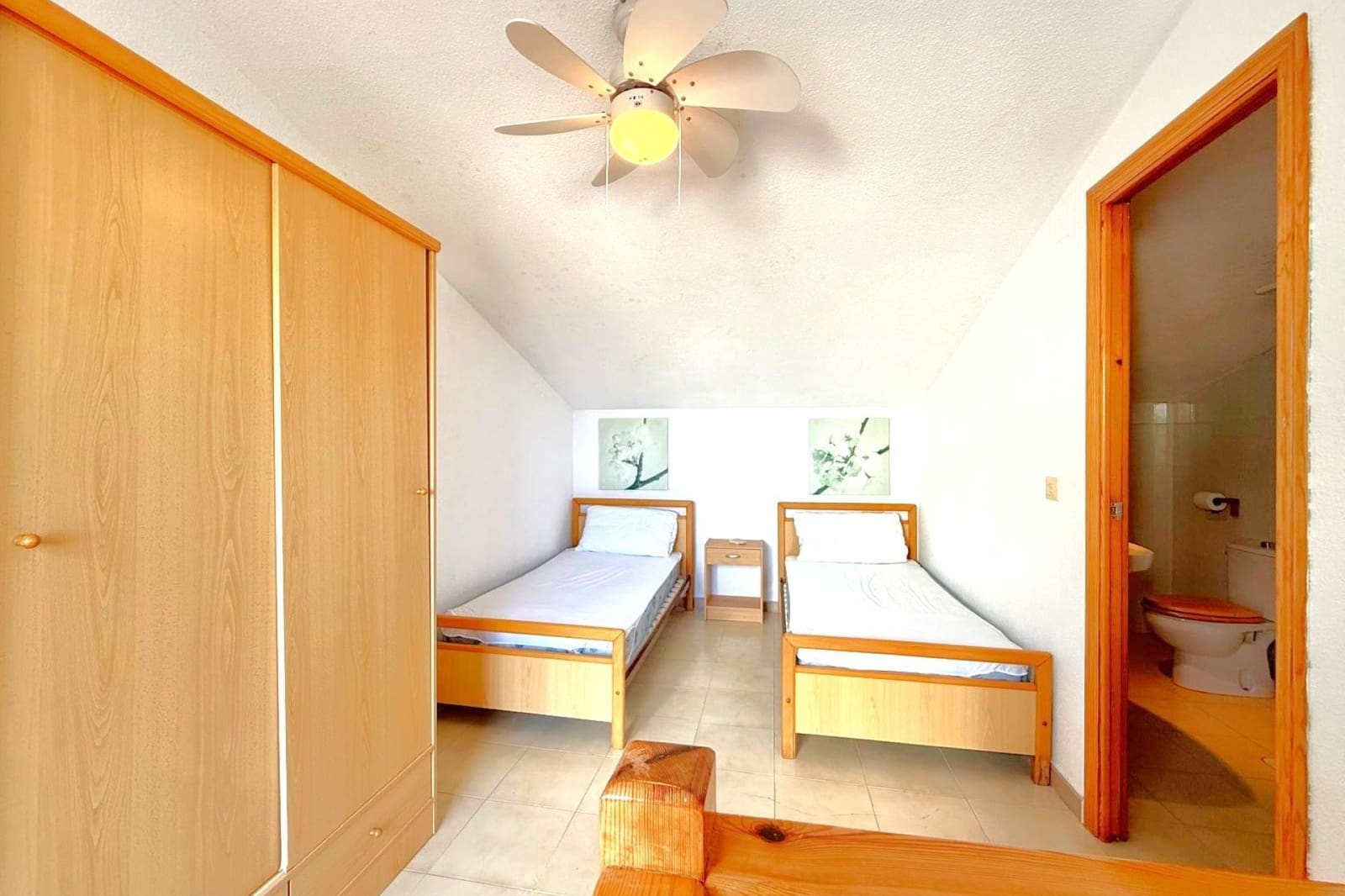 3 bedroom Townhouse for sale in Villamartin with pool - € 215,000 (Ref: 9190349)