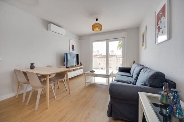 2 bedroom Apartment for sale in Dehesa de Campoamor, Orihuela with pool - € 285,000 (Ref: 9190362)