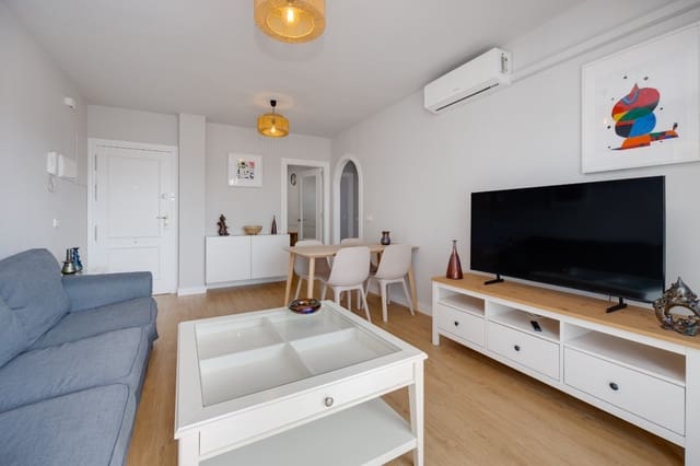 2 bedroom Apartment for sale in Dehesa de Campoamor, Orihuela with pool - € 285,000 (Ref: 9190362)