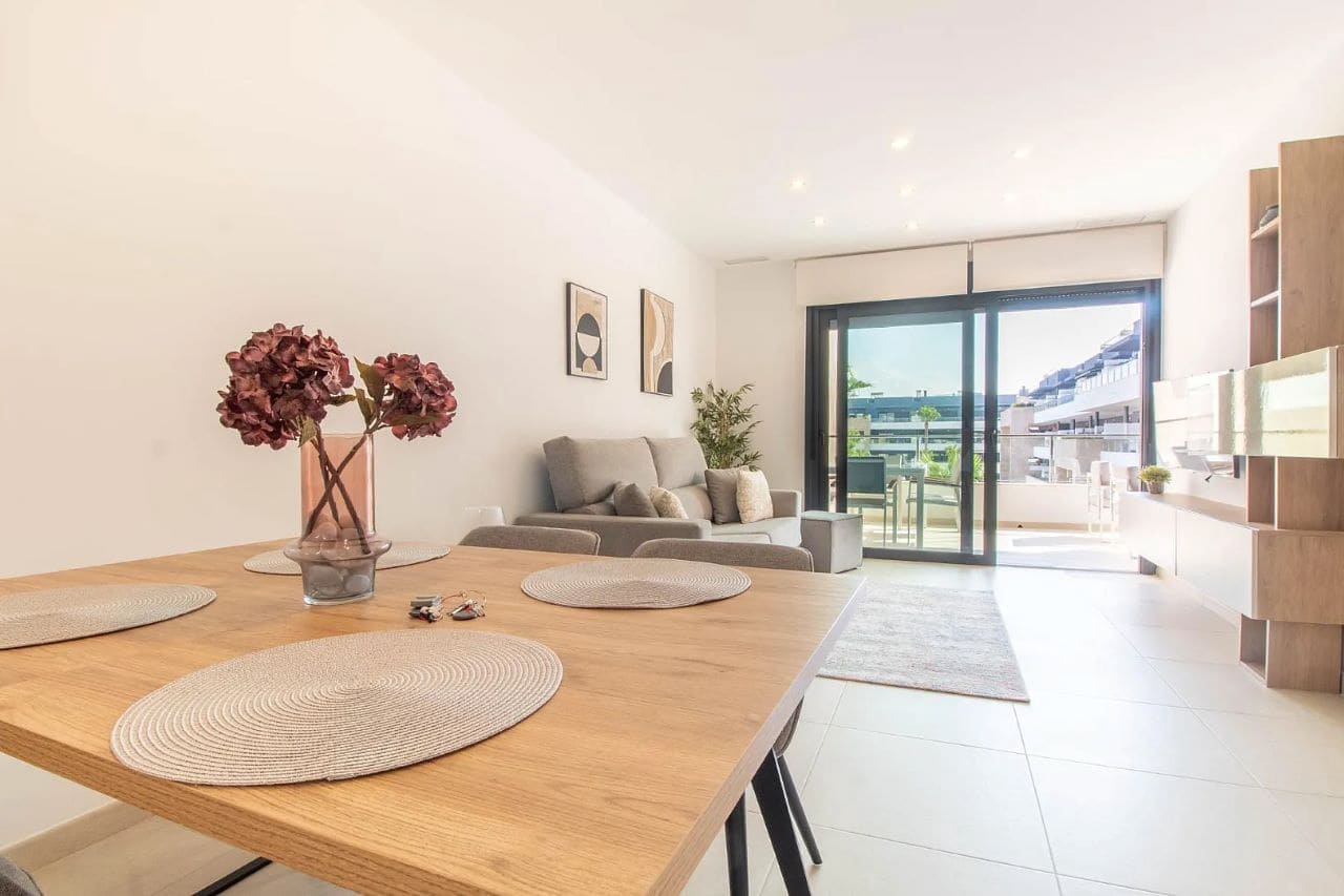 2 bedroom Apartment for sale in Playa Flamenca with pool garage - € 395,000 (Ref: 9191494)