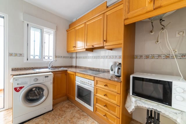 2 soveværelse Byhus til salg i Punta Prima, Torrevieja med swimmingpool garage - € 185.000 (Ref: 9191522)