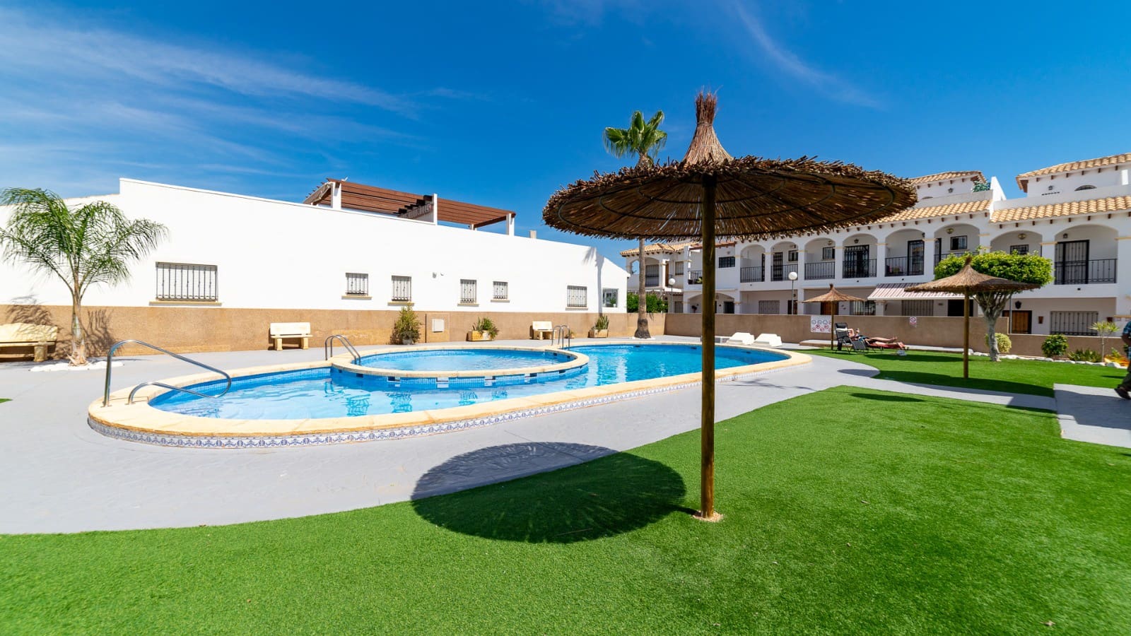 2 soveværelse Byhus til salg i Punta Prima med swimmingpool garage - € 185.000 (Ref: 9191522)