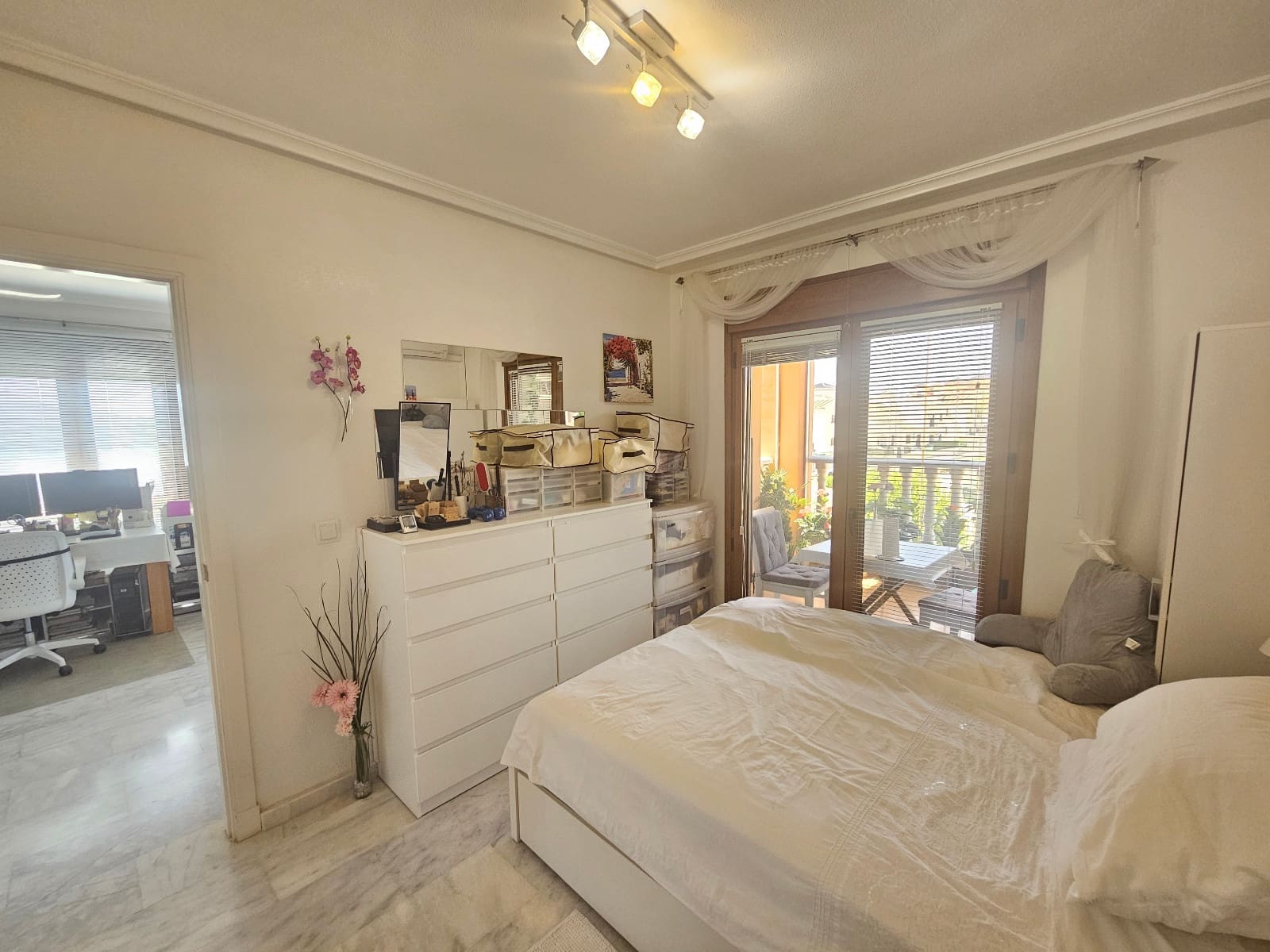 2 bedroom Apartment for sale in Villamartin with pool garage - € 179,999 (Ref: 9191545)