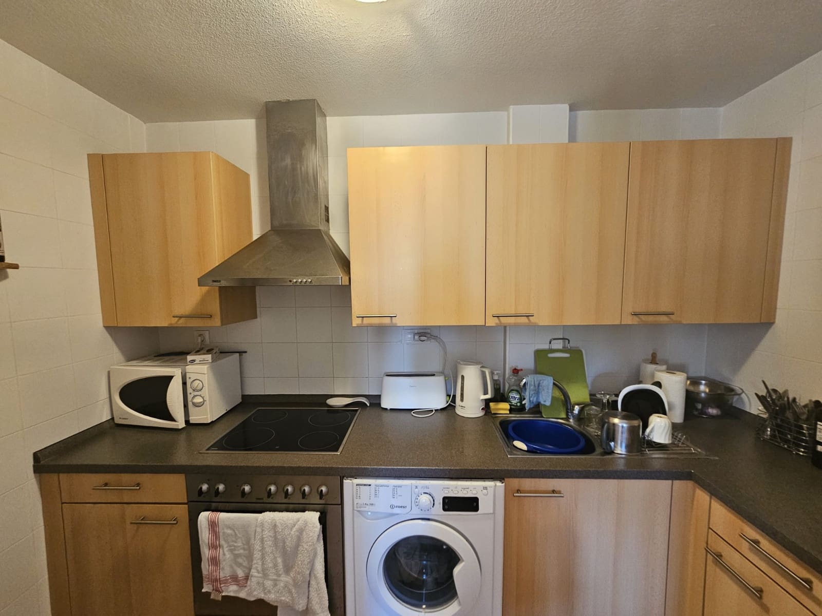 2 soveværelse Lejlighed til salg i Villamartin med swimmingpool garage - € 149.995 (Ref: 9191577)