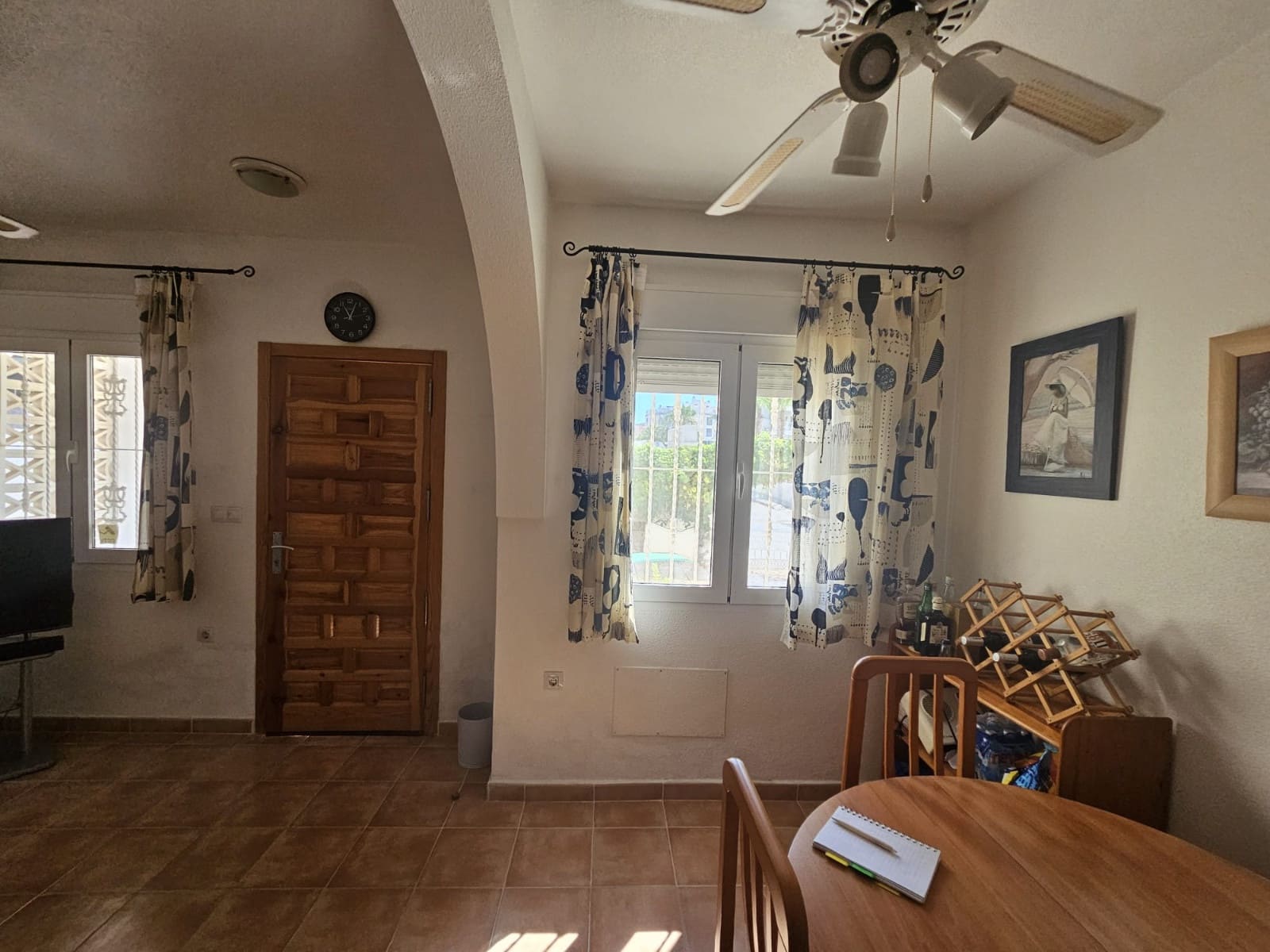 2 soveværelse Lejlighed til salg i Villamartin med swimmingpool garage - € 149.995 (Ref: 9191577)