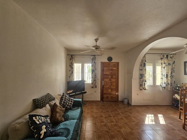 2 soveværelse Lejlighed til salg i Villamartin, Orihuela med swimmingpool garage - € 149.995 (Ref: 9191577)